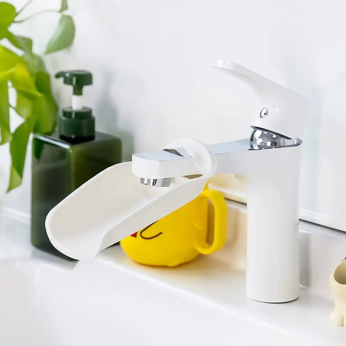 1 Piece Faucet Extender Water Saving Help Children Hand Washing Equipment Bathroom Kitchen Accessories Sink Faucet Extension