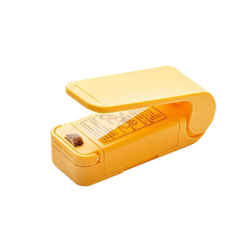 Mini sealer packaging insulated plastic food bag sealing portable snack packaging kitchen tools